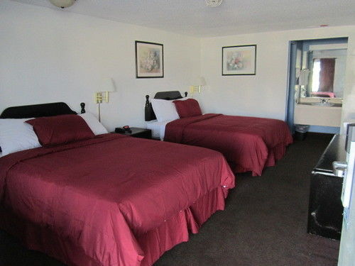 Golden Isles & Motel