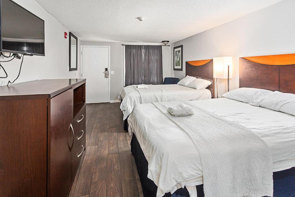 Motel Golden Isles & 2*